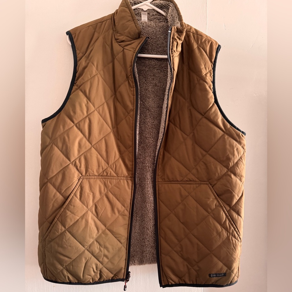 Free Country Quilted Brown Vest